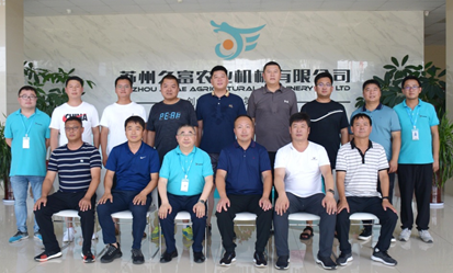 合作共贏，創(chuàng)新未來——856農(nóng)場考察團(tuán)蒞臨久富參觀交流